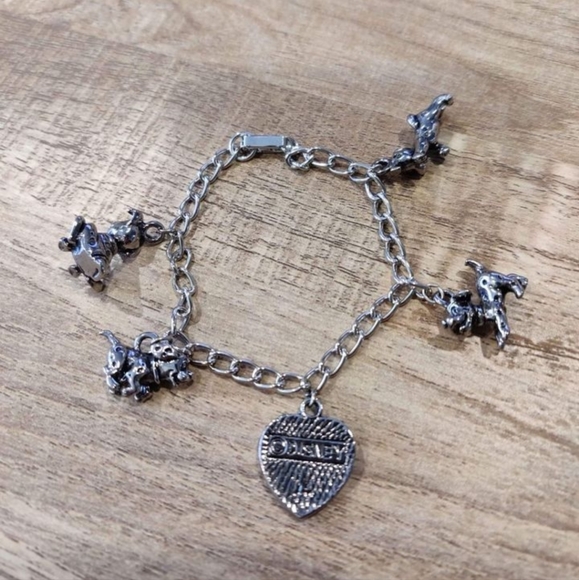 Vintage Disney 101 dalmatians charm bracelet - Picture 2 of 2